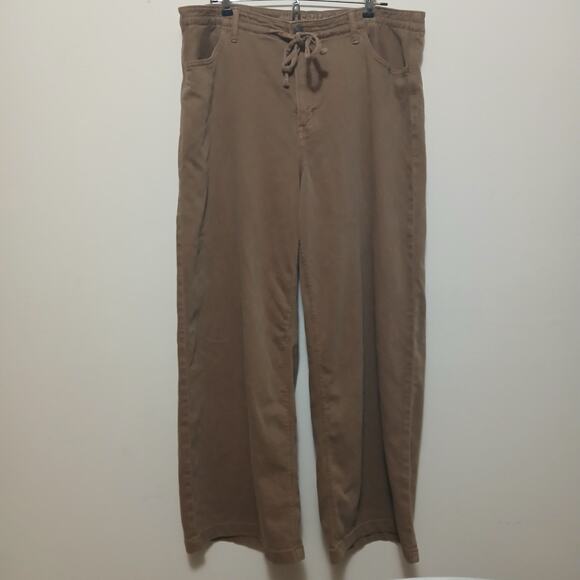 American Eagle Dreamy Drape Low Rise Ultra Wide Leg Jeans Iced Mocha Size 14 - Picture 1 of 8